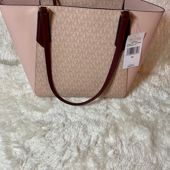 Michael Kors purse and wallet - Picture 4 of 8